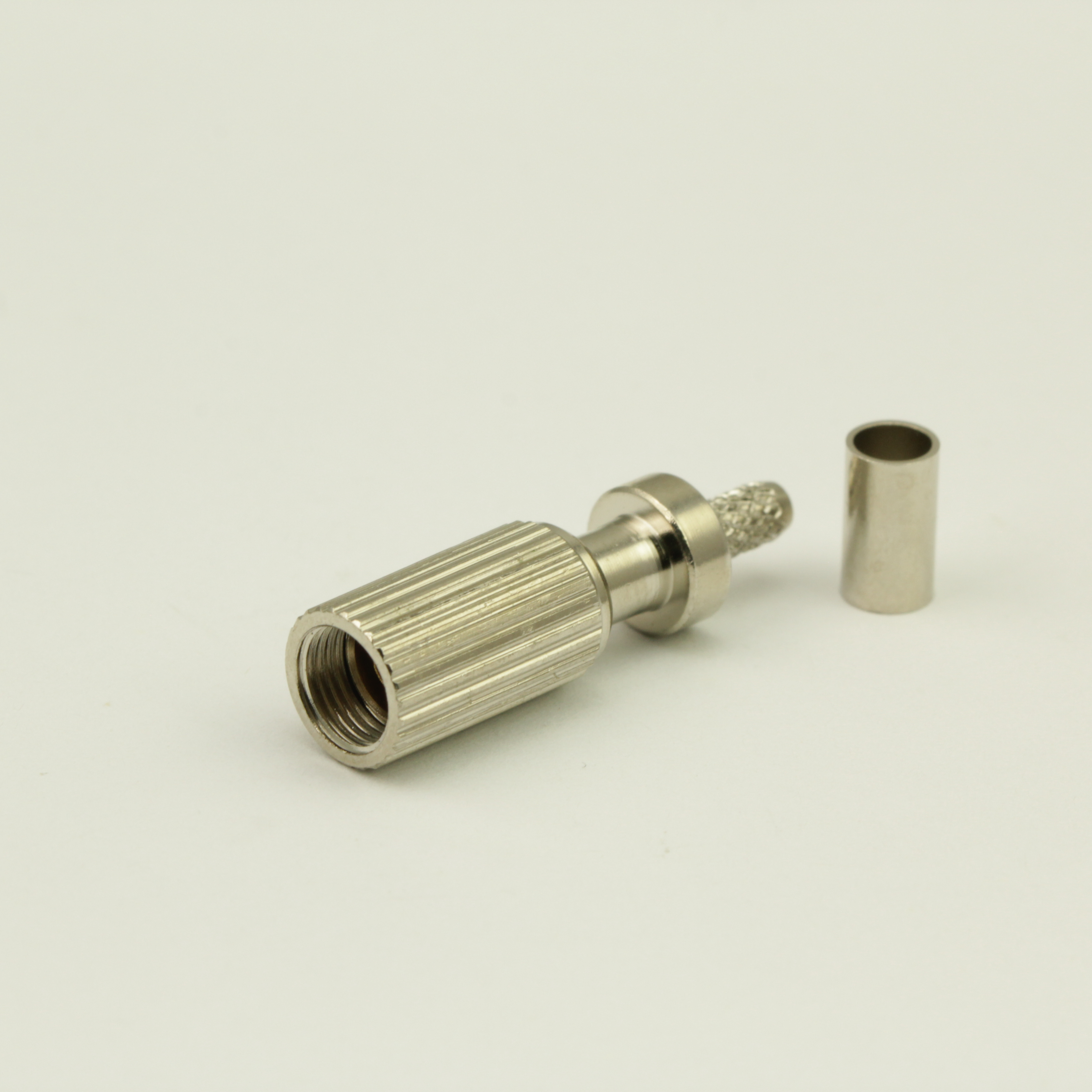 SAA straight male flexible cable connector